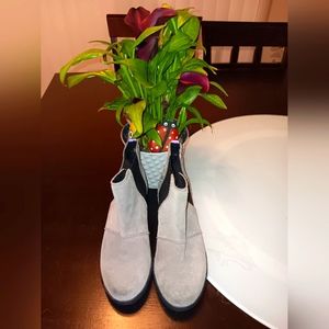 Sorel Girls Taupe Leather Comfort Round Toe Pull On Ankle Chelsea Boots Size 1